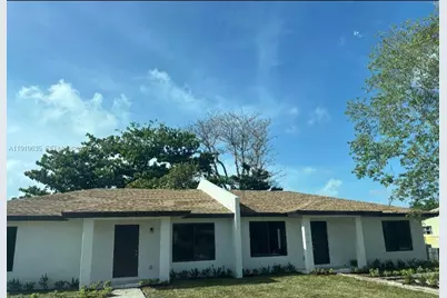 12181 SW 215th St, Miami, FL 33177 - Photo 1