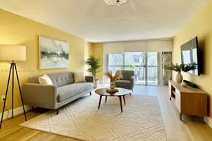 10985 SW 107th St, Miami, FL 33176 - Photo 1