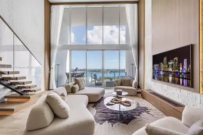 1040 Biscayne Blvd #1403, Miami, FL 33132 - Photo 1