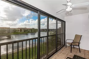 950 SW 138th Ave, Pembroke Pines, FL 33027 - Photo 1