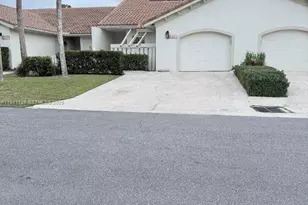 21601 Coronado Ave, Boca Raton, FL 33433 - Photo 1