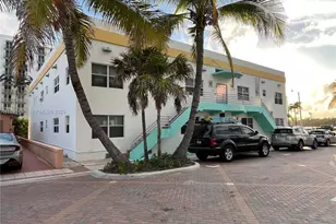 326 Wilson St, Hollywood, FL 33019 - Photo 1