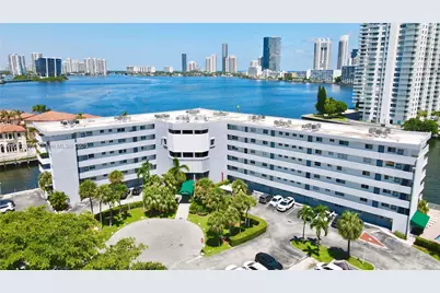4000 NE 170th St #605, North Miami Beach, FL 33160 - Photo 1