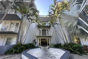 7403 SW 82nd St, Miami, FL 33143 - Photo 1