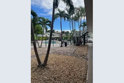 837 NE 17th Ter #1, Fort Lauderdale, FL 33304 - Photo 1
