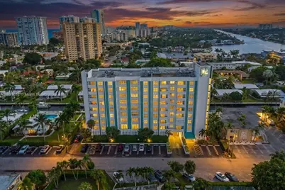 3210 SE 10th St #4D, Pompano Beach, FL 33062 - Photo 1