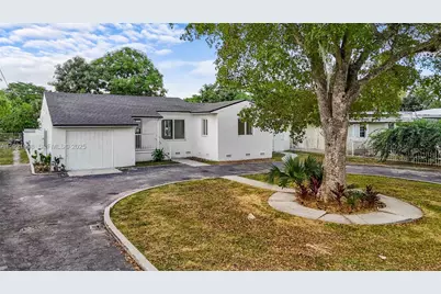 201 S Biscayne River Dr #A, Miami, FL 33169 - Photo 1