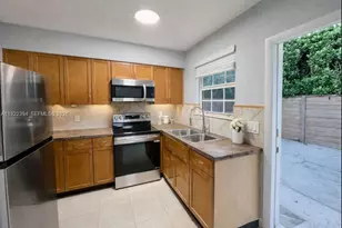 1529 SW 22nd St, Fort Lauderdale, FL 33315 - Photo 1