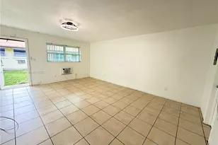717 NE 1st St, Hallandale Beach, FL 33009 - Photo 1