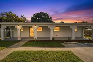 10220 SW 178th St, Miami, FL 33157 - Photo 1