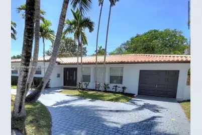 2080 NE 205th St, Miami, FL 33179 - Photo 1