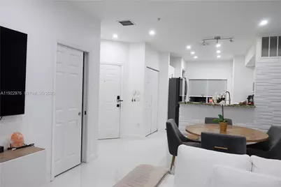 111 NW 2nd Ave #2, Hallandale Beach, FL 33009 - Photo 1