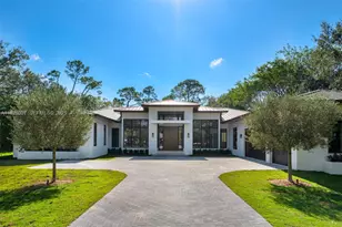 6840 SW 92nd St, Pinecrest, FL 33156 - Photo 1