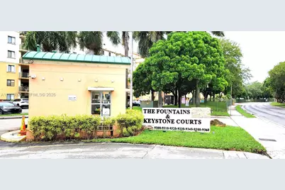 9310 Fontainebleau Blvd #402, Miami, FL 33172 - Photo 1