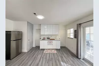 19122 NW 36th Ave #B, Miami Gardens, FL 33056 - Photo 1