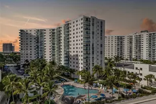 3901 S Ocean Dr, Hollywood, FL 33019 - Photo 1