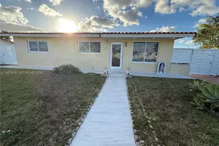 3300 SW 94th Ct, Miami, FL 33165 - Photo 1