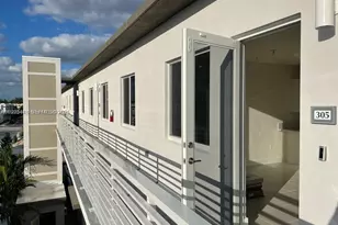 6453 NW 102nd Path, Doral, FL 33178 - Photo 1