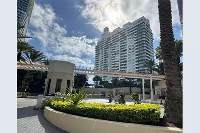 400 S Pointe Dr #1610, Miami Beach, FL 33139 - Photo 1