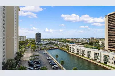 11111 Biscayne Blvd #9H, Miami, FL 33181 - Photo 1