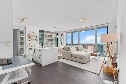 1111 SW 1st Ave #2614-N, Miami, FL 33130 - Photo 1