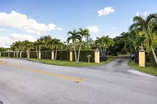 9340 SW 174th St, Palmetto Bay, FL 33157 - Photo 1