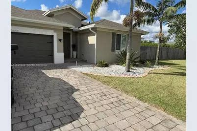 30660 SW 193rd Ave, Homestead, FL 33030 - Photo 1