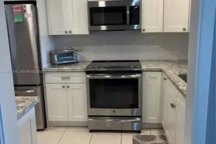 2900 N Palm Aire Dr, Pompano Beach, FL 33069 - Photo 1