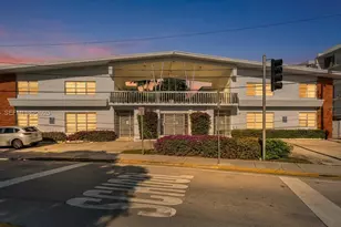 8080 Tatum Waterway Dr, Miami Beach, FL 33141 - Photo 1