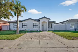 11352 SW 245th St, Homestead, FL 33032 - Photo 1