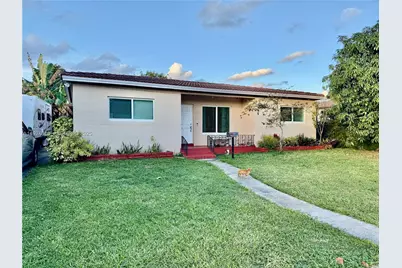 1121 NE 154th Ter, North Miami Beach, FL 33162 - Photo 1