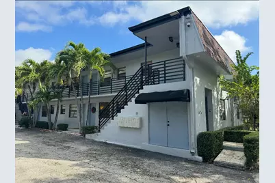 9751 Wayne Ave #6, Palmetto Bay, FL 33157 - Photo 1
