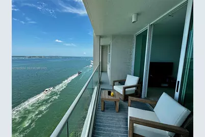 800 Claughton Island Dr #1502, Miami, FL 33131 - Photo 1