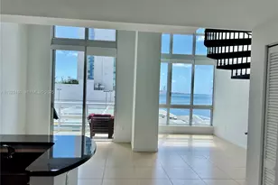 300 S Biscayne Blvd, Miami, FL 33131 - Photo 1