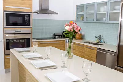 2020 N Bayshore Dr #809, Miami, FL 33137 - Photo 1