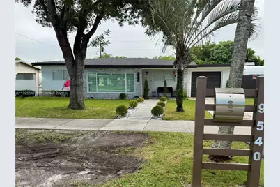 9540 Martinique Dr, Cutler Bay, FL 33189 - Photo 1