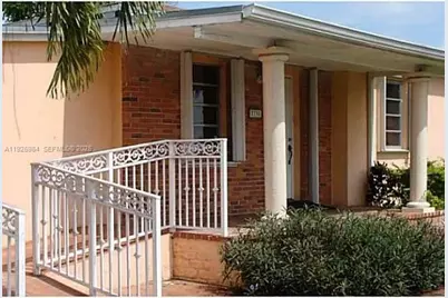 2735 SW 77th Ct, Miami, FL 33155 - Photo 1