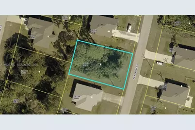 359 Pembroke St, Lehigh Acres, FL 33972 - Photo 1