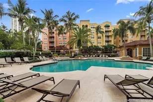 19655 E Country Club Dr, Aventura, FL 33180 - Photo 1