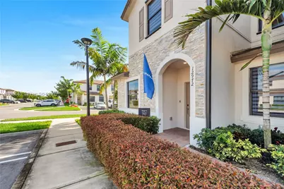 12972 SW 233rd Ter, Homestead, FL 33032 - Photo 1