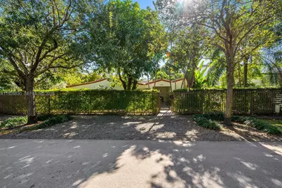 2400 Trapp Ave, Miami, FL 33133 - Photo 1