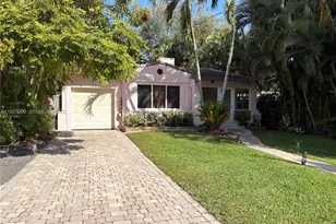 203 NE 86th St, El Portal, FL 33138 - Photo 1