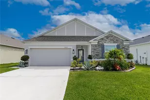 10609 SW Vasari Way, Port Saint Lucie, FL 34987 - Photo 1