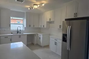 6455 Custer St, Hollywood, FL 33024 - Photo 1