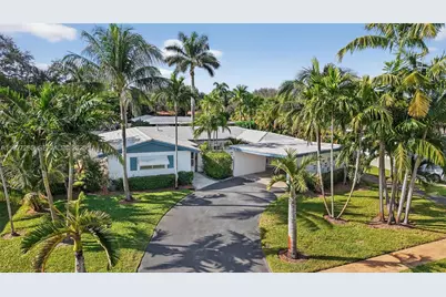 131 SW 58th Ave, Plantation, FL 33317 - Photo 1