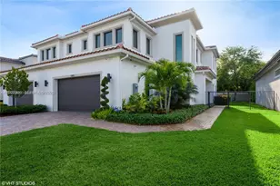 5883 W Brookfield Cir W, Hollywood, FL 33312 - Photo 1
