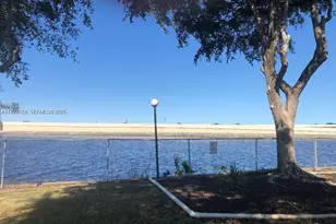 4705 NW 7th St, Miami, FL 33126 - Photo 1