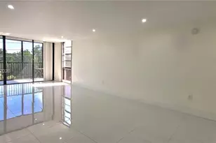 2500 NE 135th St, North Miami, FL 33181 - Photo 1