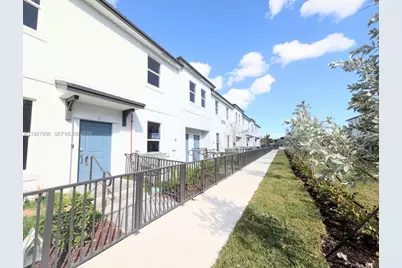 15557 SW 280th Street #4, Homestead, FL 33032 - Photo 1
