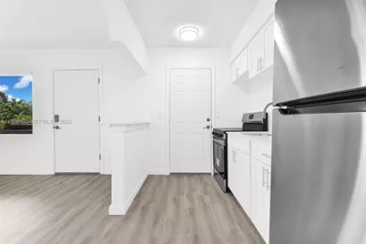 13210 Memorial Hwy #221, North Miami, FL 33161 - Photo 1